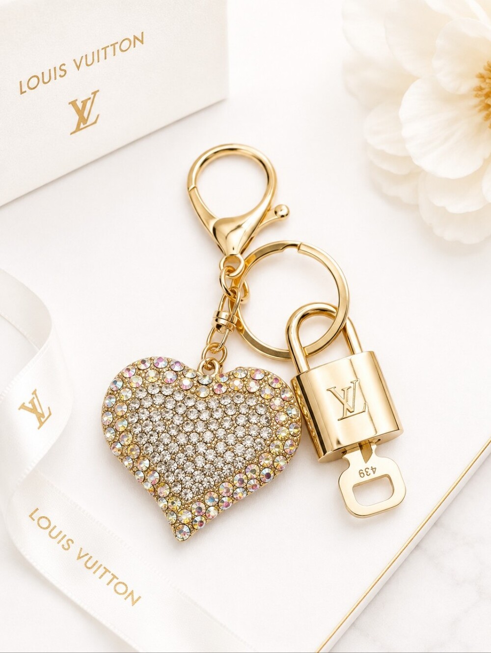 Louis Vuitton Authentic Gold Lock 🔒 Unbranded Heart Keychain Charm for Bags